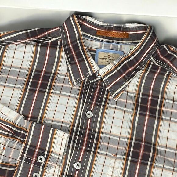 Tommy Bahama Jeans Men’s Large Button Up Long Sleeve Shirt Brown Plaid Cotton - Picture 2 of 12